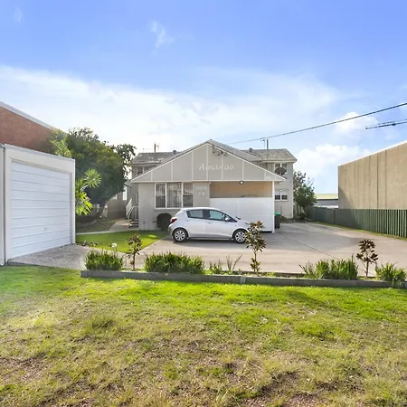 Villa Amaroo Nelson Bay Exterior photo